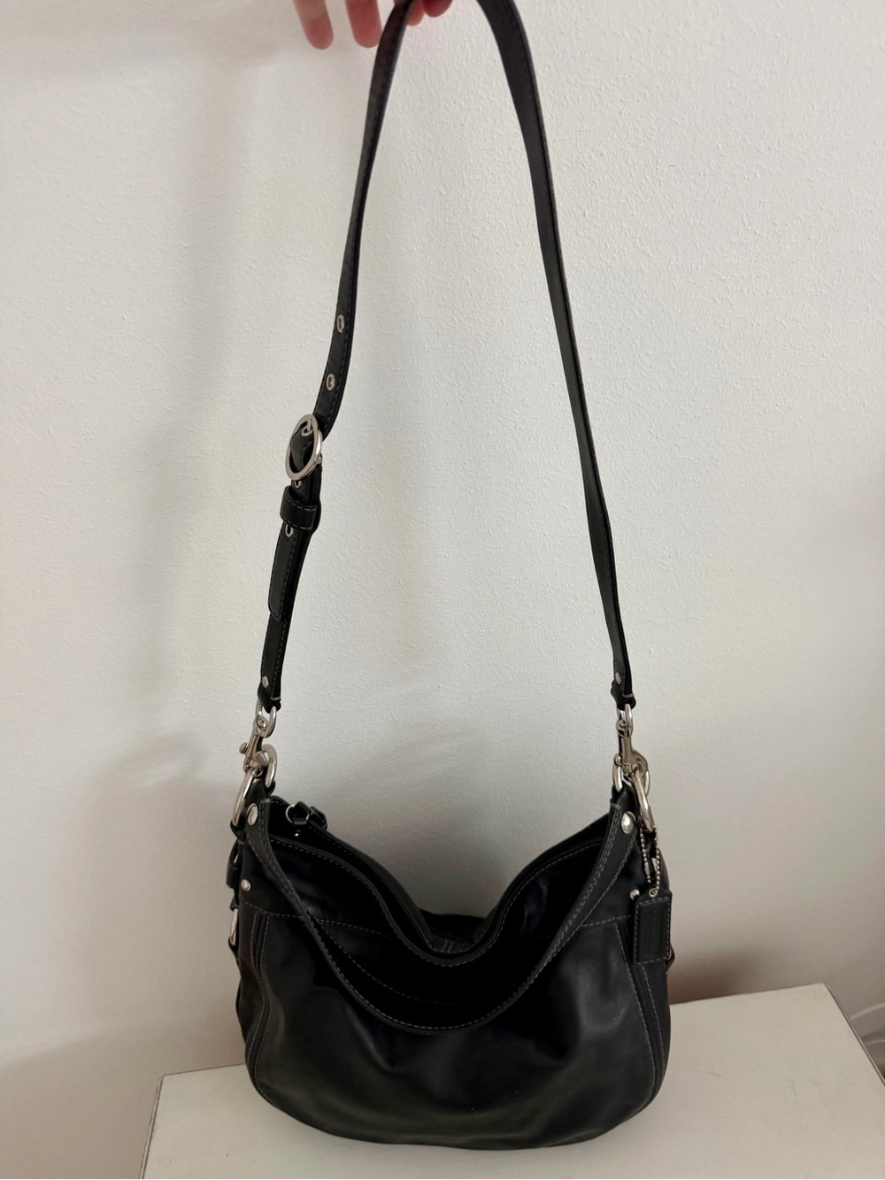 Coach Black Leather Hobo Shoulder Bag - Picture 4 of 8